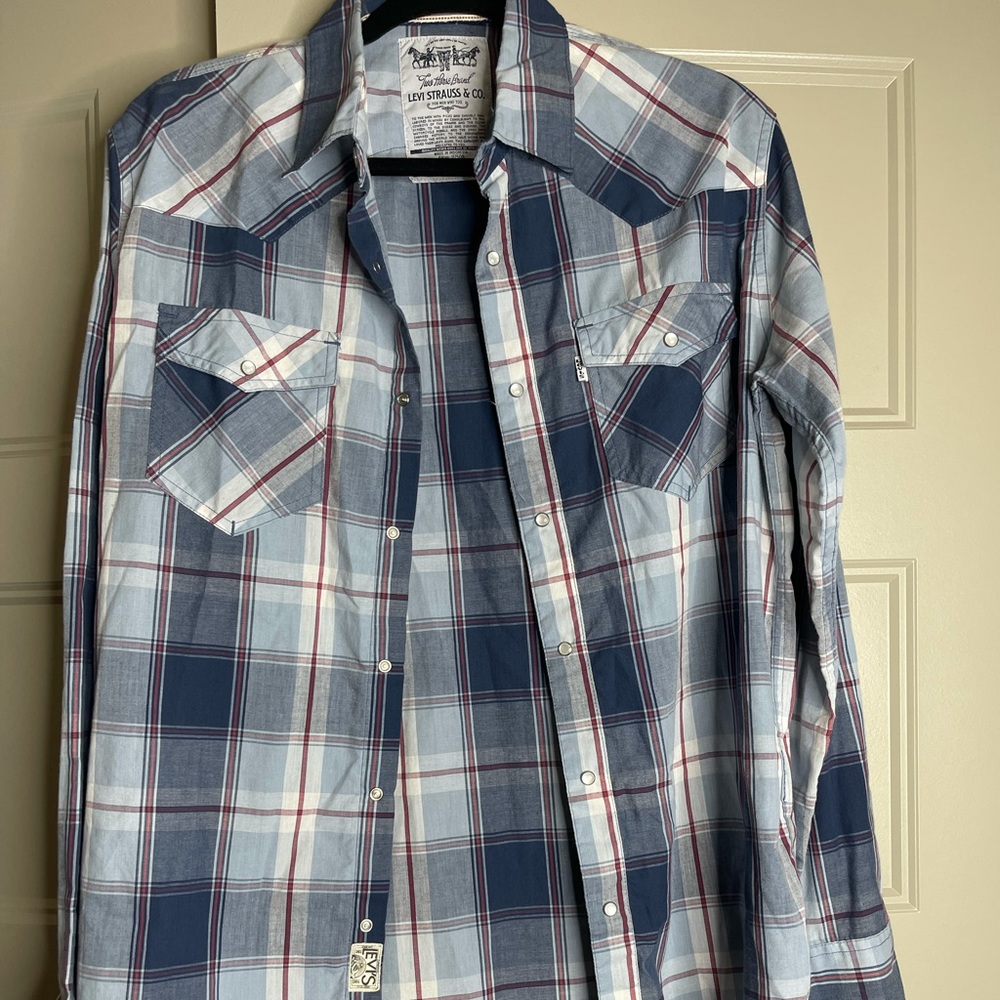 Levi’s Button Down